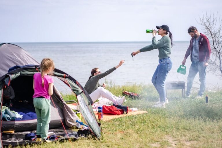 Camping-Gear-Checklist-for-Familie